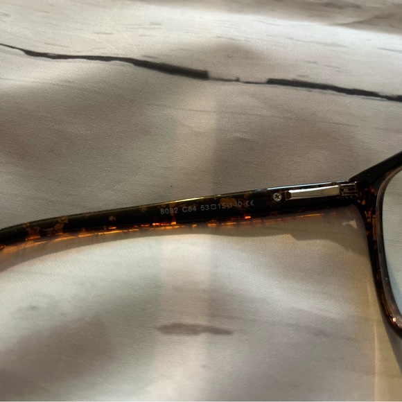 Tortoise Shell Blue Light Blocking Glasses for Computer Screens, Unisex - Picture 6 of 8